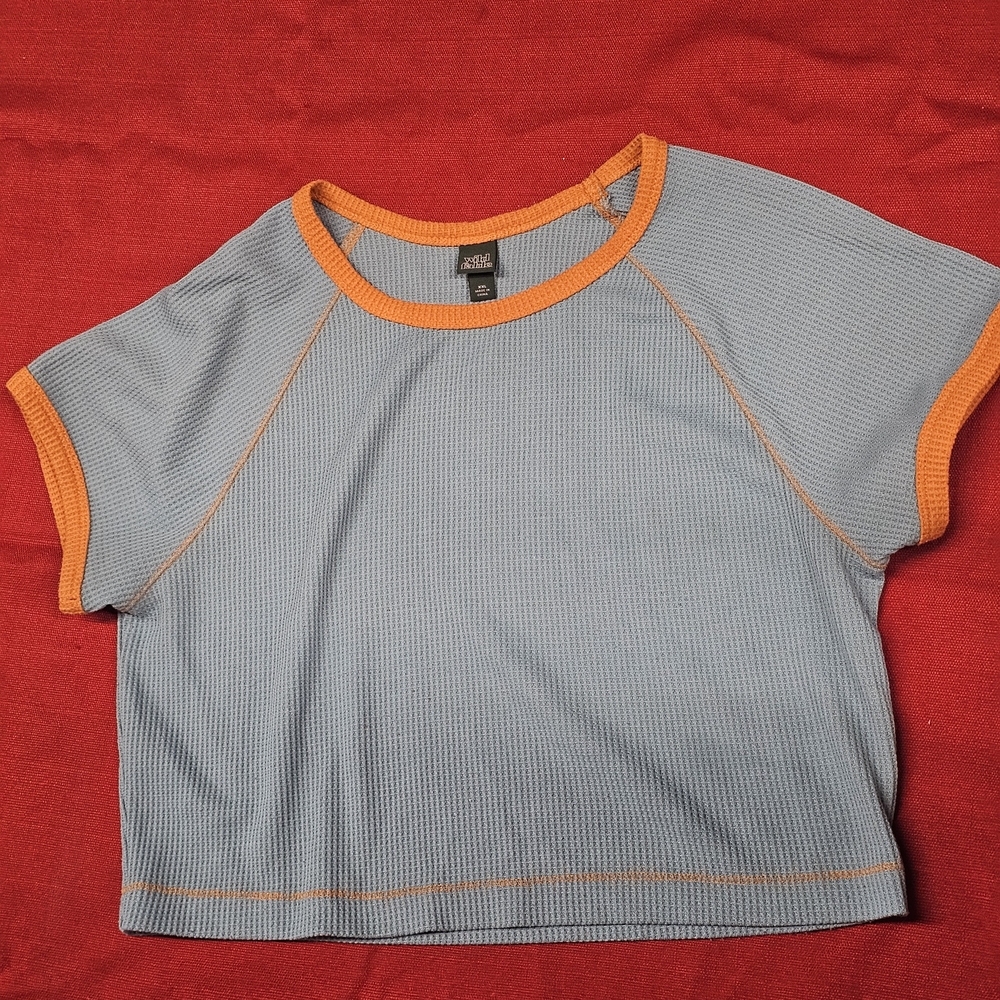 Wild Fable Cropped T-Shirt Womens Size Small Short Sleeve‎ Blue Orange Trim XXL